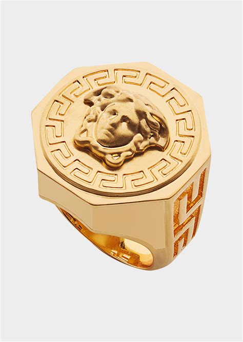 bague versace argent hommes motifs grecs|Bagues Hommes en Doré par Versace .